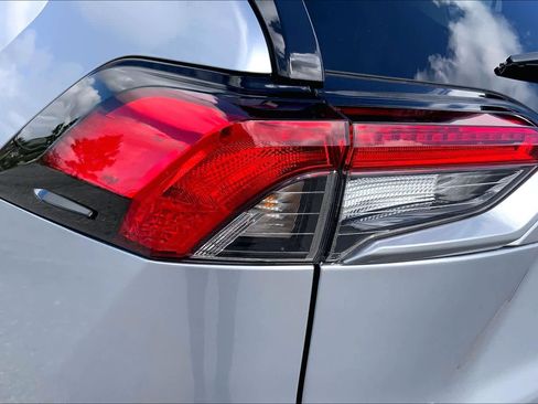 Certified 2023 Toyota RAV4 XLE w/ Convenience Package image 28