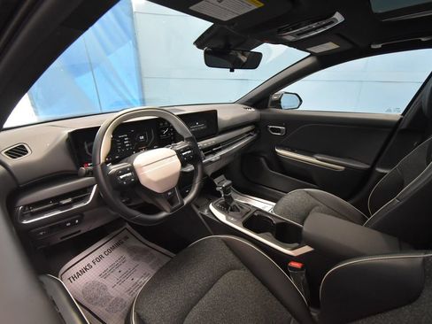 Used 2025 Kia K4 GT-Line w/ GT-Line Sunroof Package FWD image 2