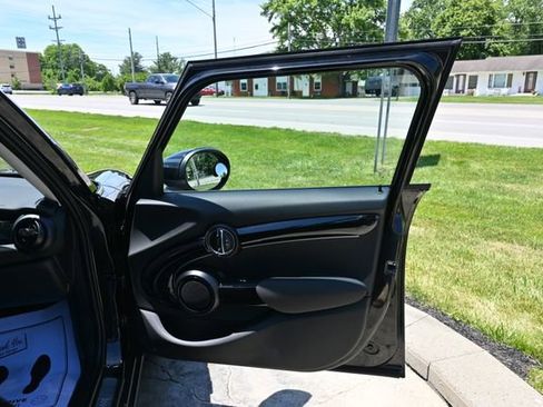 Used 2024 MINI Cooper S FWD image 18
