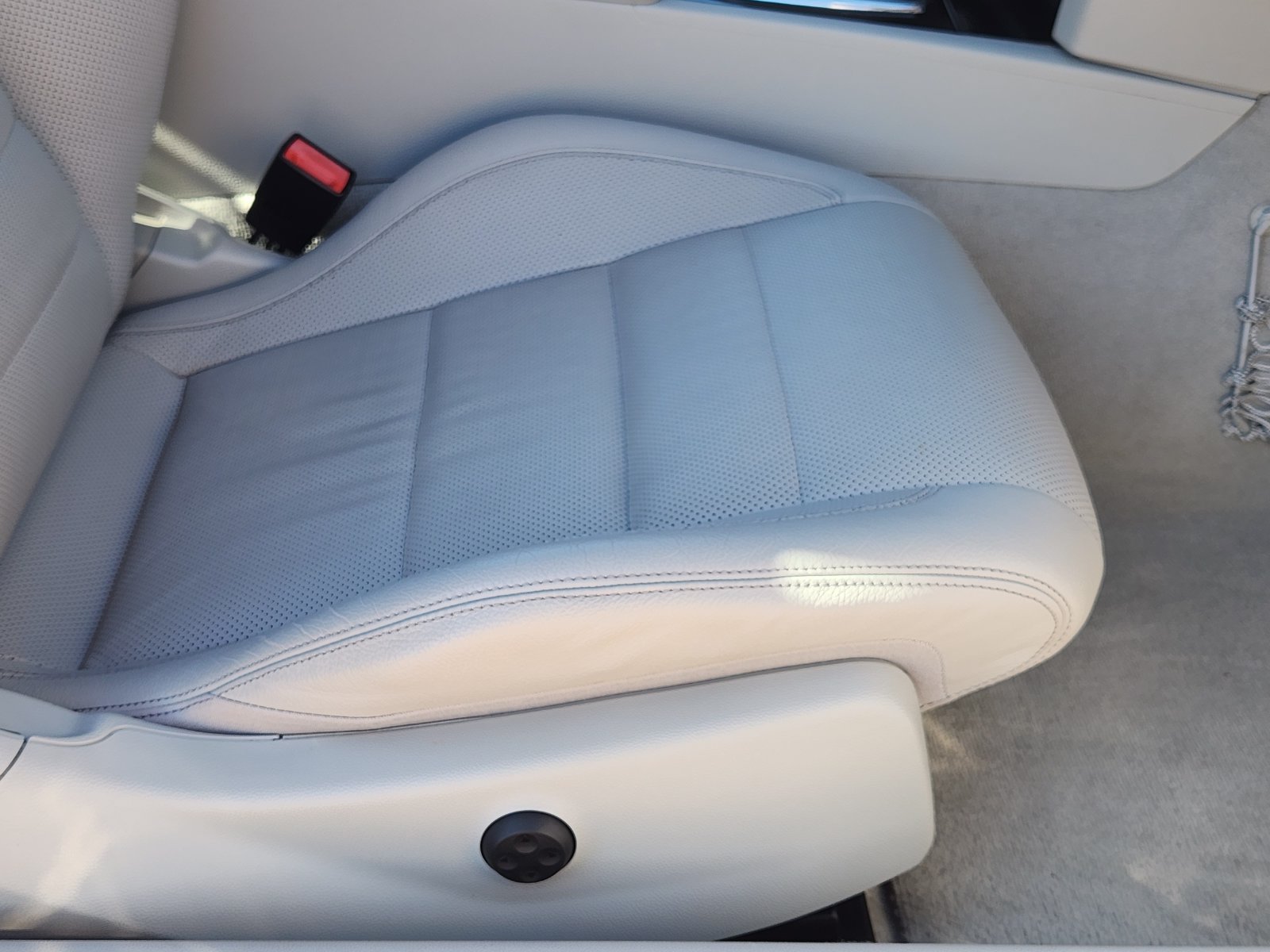Used 2012 Mercedes-Benz E 350 Cabriolet image 28