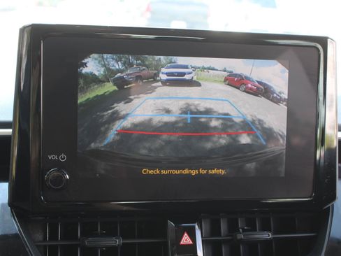 Used 2024 Toyota Corolla LE FWD image 13