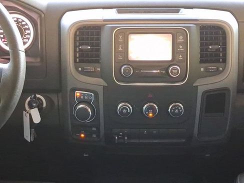 Used 2022 RAM 1500 Tradesman w/ Chrome Appearance Group AWD/4WD image 4