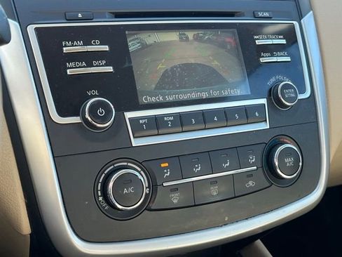 Used 2016 Nissan Altima 2.5 S w/ Power Driver Seat Package image 23
