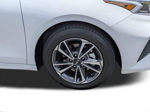 Used 2024 Kia Forte LXS FWD image 10