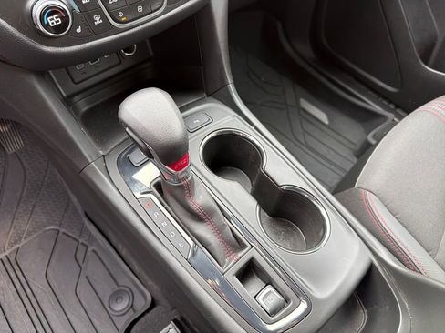 Certified 2024 Chevrolet Equinox RS w/ LPO, Floor Liner Package AWD/4WD image 27