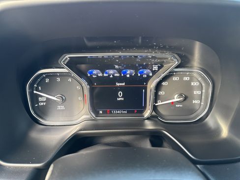 Used 2021 GMC Yukon XL SLT image 15