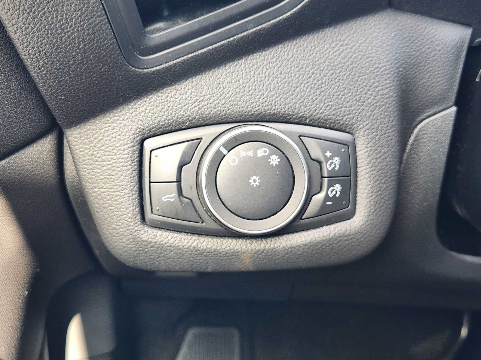 Used 2019 Ford Escape SEL FWD image 21