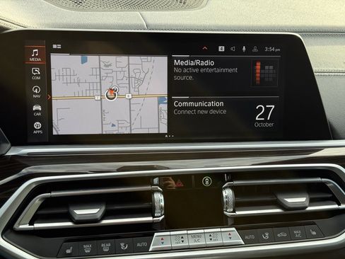 Certified 2023 BMW X5 xDrive40i image 11