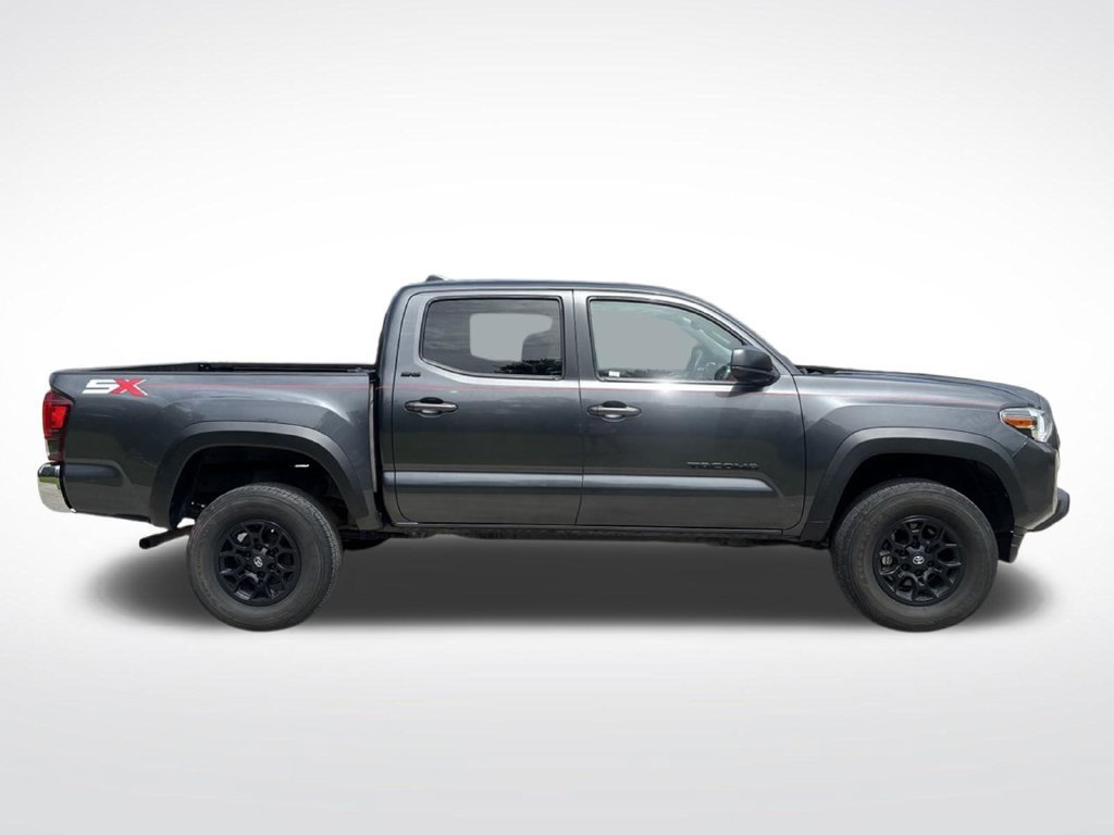 Used 2023 Toyota Tacoma SR5 RWD image 5