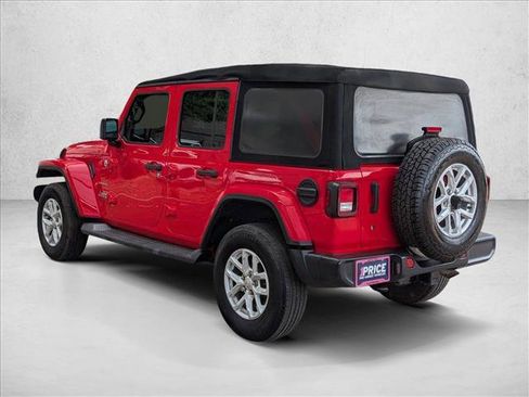 Used 2018 Jeep Wrangler Unlimited Sahara w/ Cold Weather Group image 7