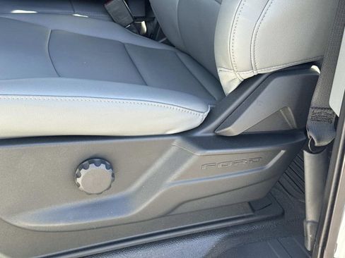New 2026 Ford F250 XL w/ XL Chrome Package image 19