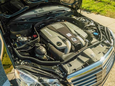 Used 2013 Mercedes-Benz E 63 AMG Wagon image 16