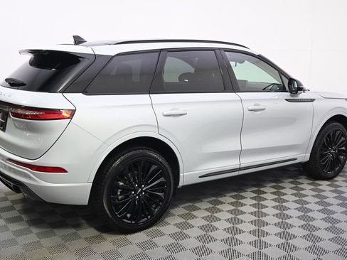 New 2026 Lincoln Corsair Reserve w/ Jet Appearance Package AWD/4WD image 7