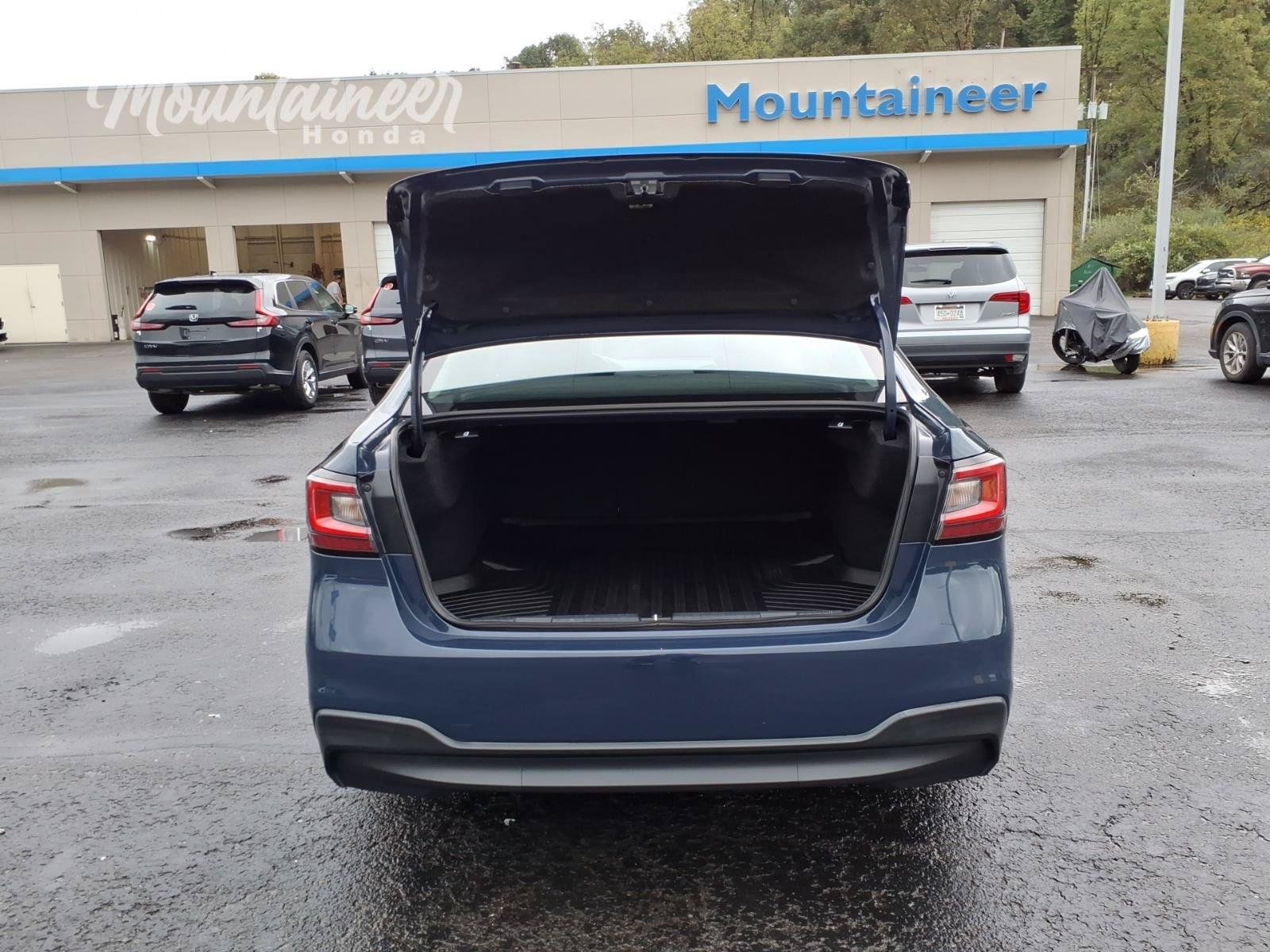 Used 2024 Subaru Legacy Premium AWD/4WD image 21