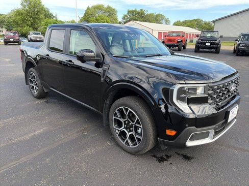Used 2025 Ford Maverick Lariat w/ 4K Tow Package AWD/4WD image 7