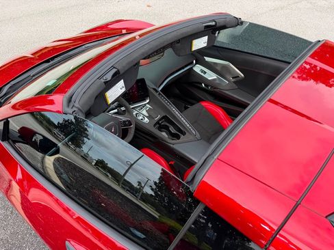 Used 2021 Chevrolet Corvette Stingray Premium Cpe w/ Engine Appearance Package RWD image 23