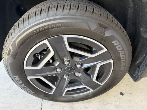 Used 2026 Jeep Cherokee Limited AWD/4WD image 19