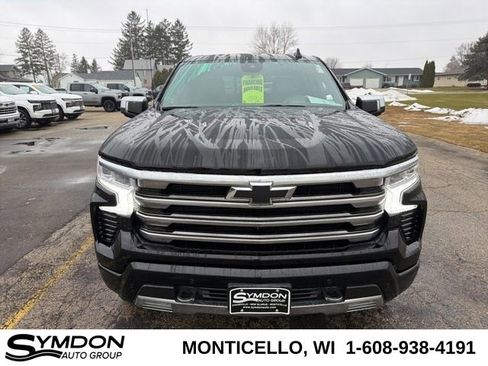Used 2024 Chevrolet Silverado 1500 High Country w/ High Country Premium Package image 9