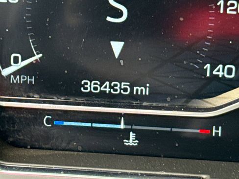 Certified 2024 GMC Sierra 2500 AT4X w/ AT4X AEV Edition image 29