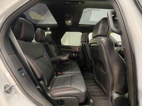 Used 2020 Land Rover Discovery HSE Luxury AWD/4WD image 30