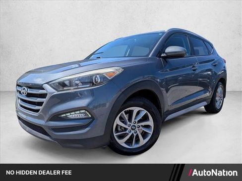 Used 2017 Hyundai Tucson SE FWD image 1