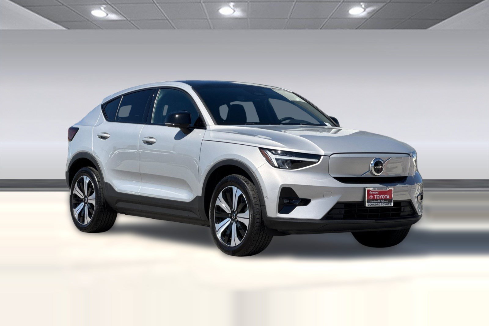 Used 2023 Volvo C40 P8 Recharge Plus AWD/4WD image 7
