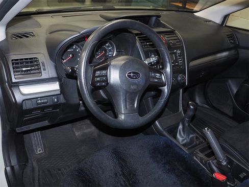 Used 2013 Subaru Crosstrek 2.0i Premium image 5