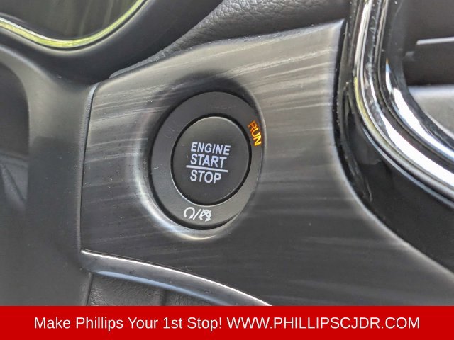 Used 2019 Jeep Grand Cherokee Limited RWD image 27