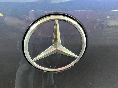 Used 2023 Mercedes-Benz EQE 350+ 4MATIC SUV image 29