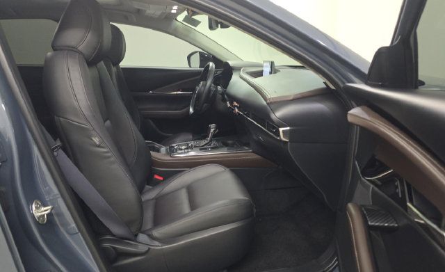 Used 2022 MAZDA CX-30 2.5 Turbo w/ Premium Package AWD/4WD image 6
