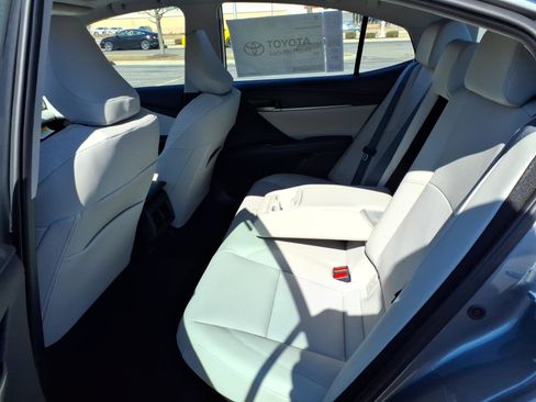 Used 2026 Toyota Camry XLE image 12