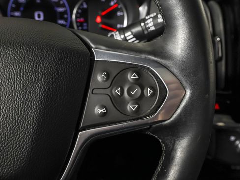 Used 2023 Chevrolet Traverse Premier w/ Redline Edition image 31