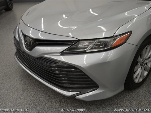 Used 2018 Toyota Camry LE image 42
