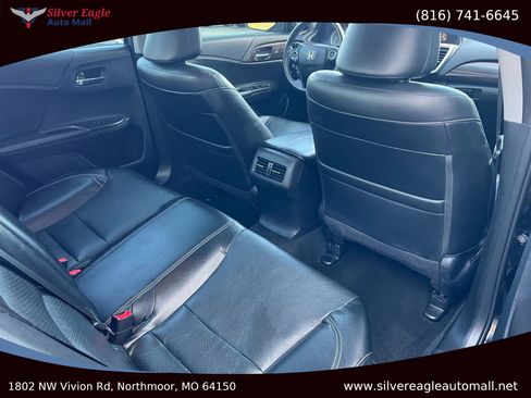 Used 2016 Honda Accord EX-L image 9