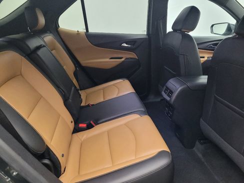 Used 2018 Chevrolet Equinox Premier image 19