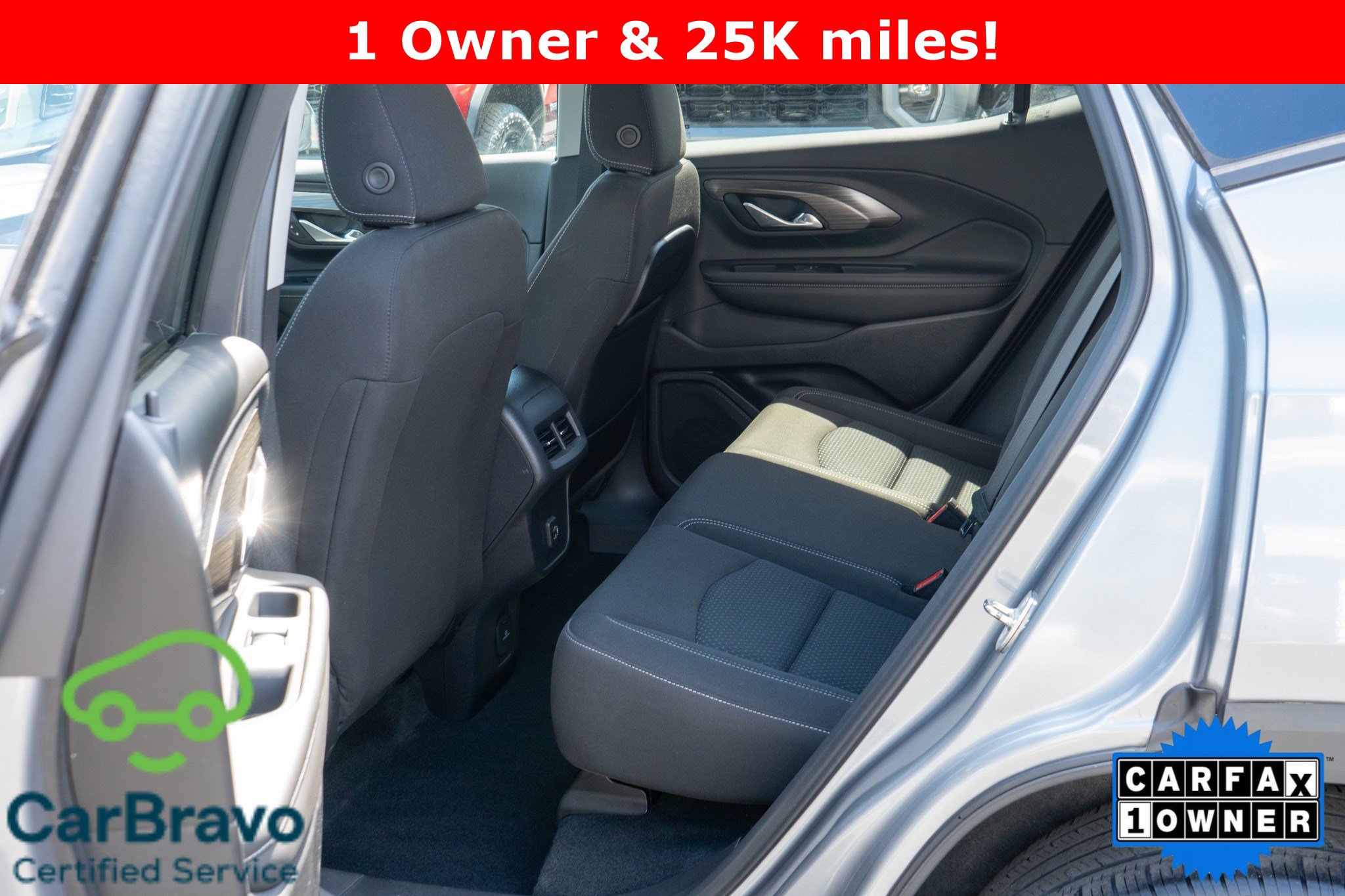 Used 2023 GMC Terrain SLE w/ Driver Convenience Package FWD image 30