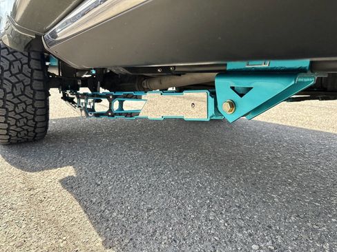 Used 2019 Ford F250 Platinum w/ Platinum Ultimate Package AWD/4WD image 16