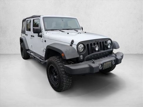 Used 2016 Jeep Wrangler Unlimited Sport image 3