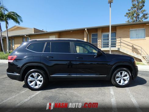 Used 2018 Volkswagen Atlas SEL AWD/4WD image 6