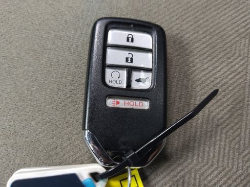 Used 2021 Honda Pilot EX image 32