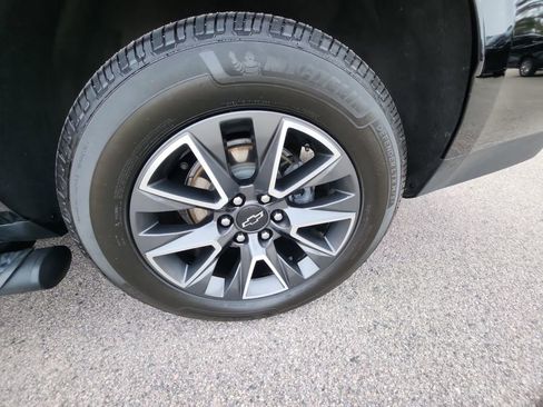 Certified 2022 Chevrolet Tahoe Z71 w/ Off-Road Capability Package image 38