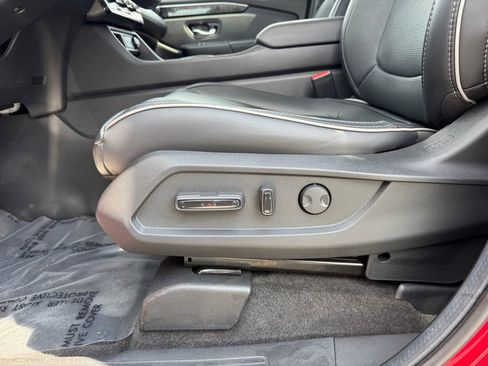 Used 2025 Honda Pilot Elite image 19