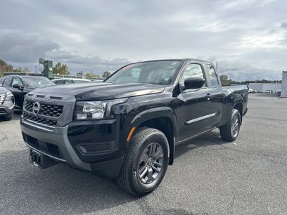 Used 2025 Nissan Frontier SV