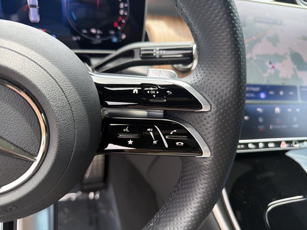 Certified 2025 Mercedes-Benz GLC 350e 4MATIC image 28