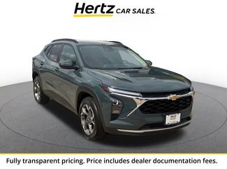Used 2025 Chevrolet Trax LT FWD video 1