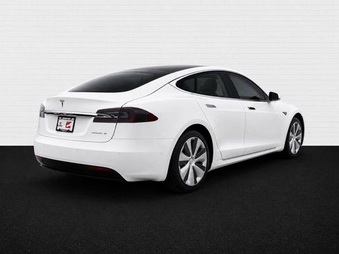 Used 2021 Tesla Model S Long Range Plus AWD/4WD image 4