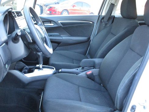 Used 2016 Honda Fit EX image 9