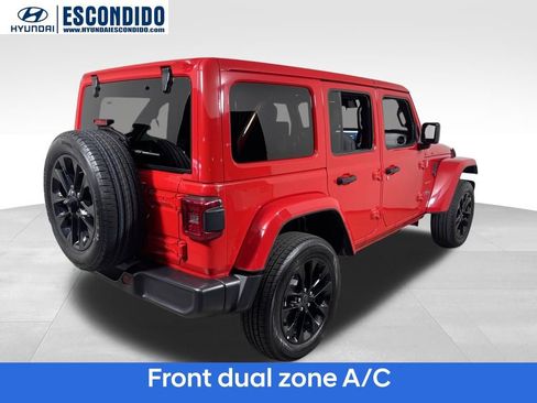 Used 2024 Jeep Wrangler Unlimited Sahara image 6