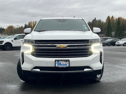 Used 2023 Chevrolet Tahoe LT image 2