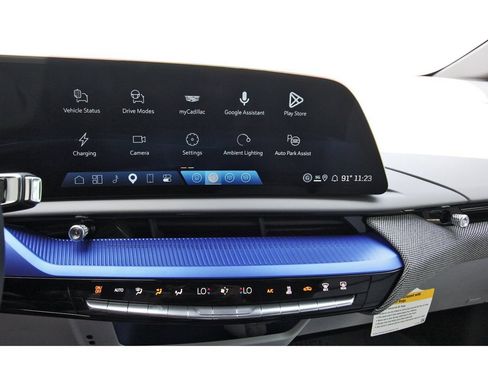 New 2027 Cadillac Optiq Luxury AWD/4WD image 16